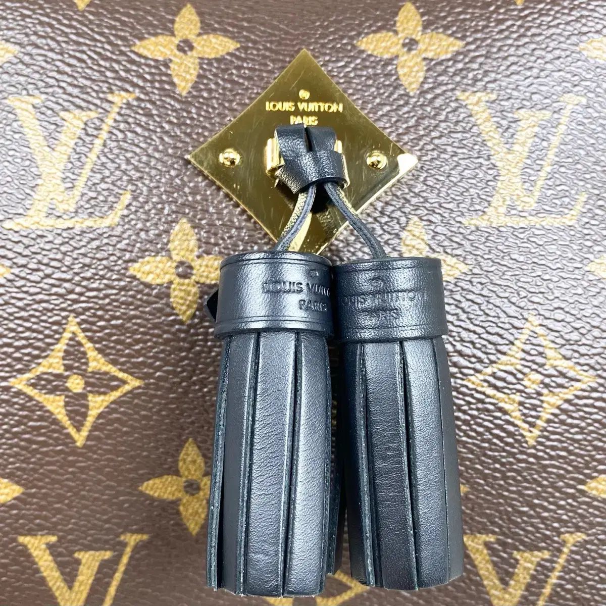 Vuitton