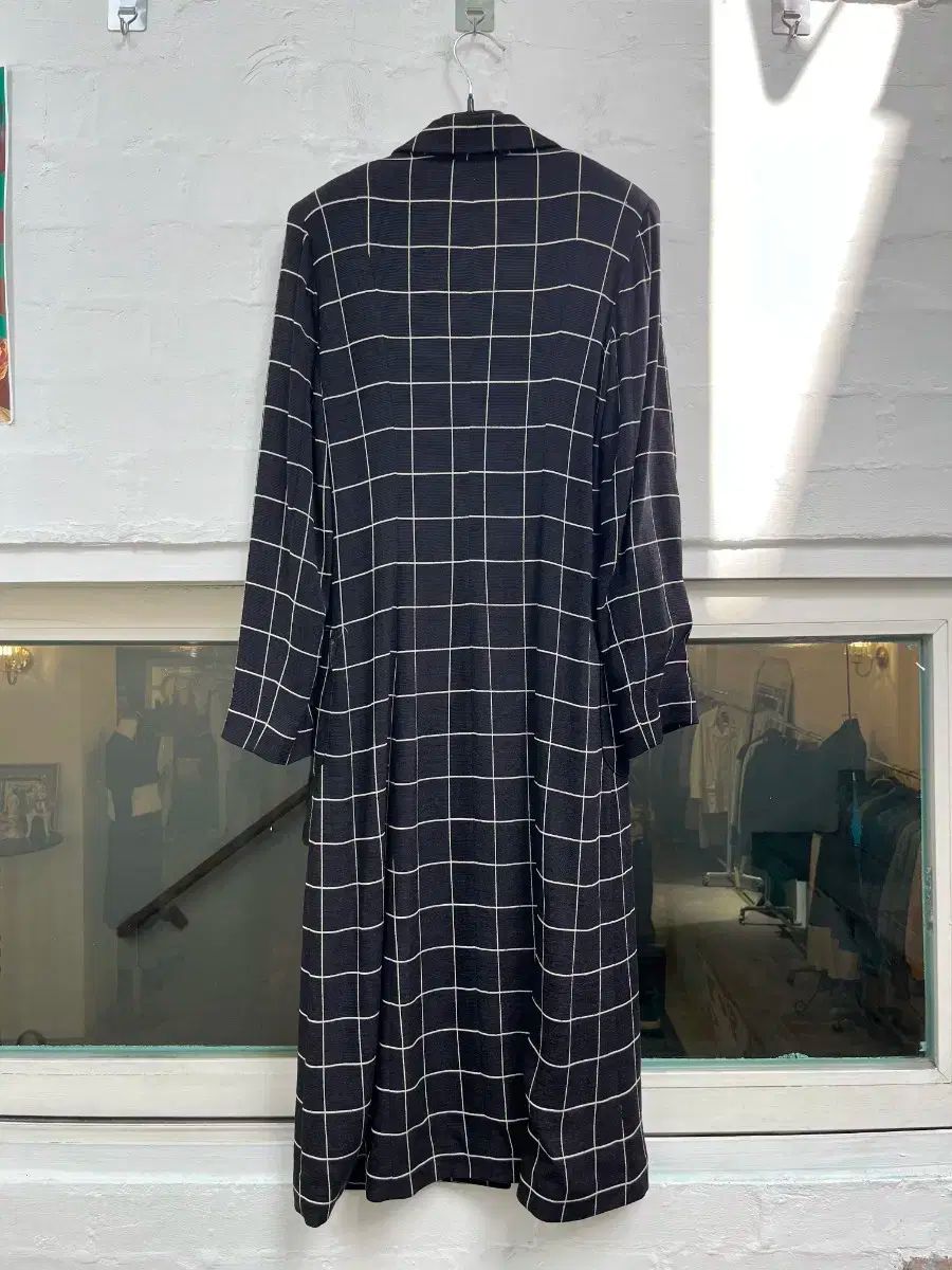 チェック トレンチ