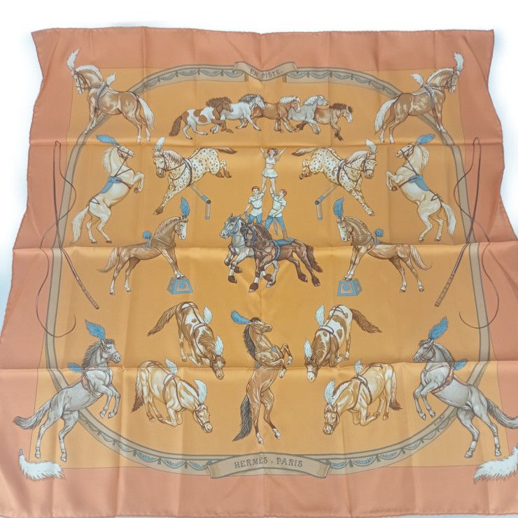 エルメス HERMES スカーフ カレ90 EN PISTE オンステージ