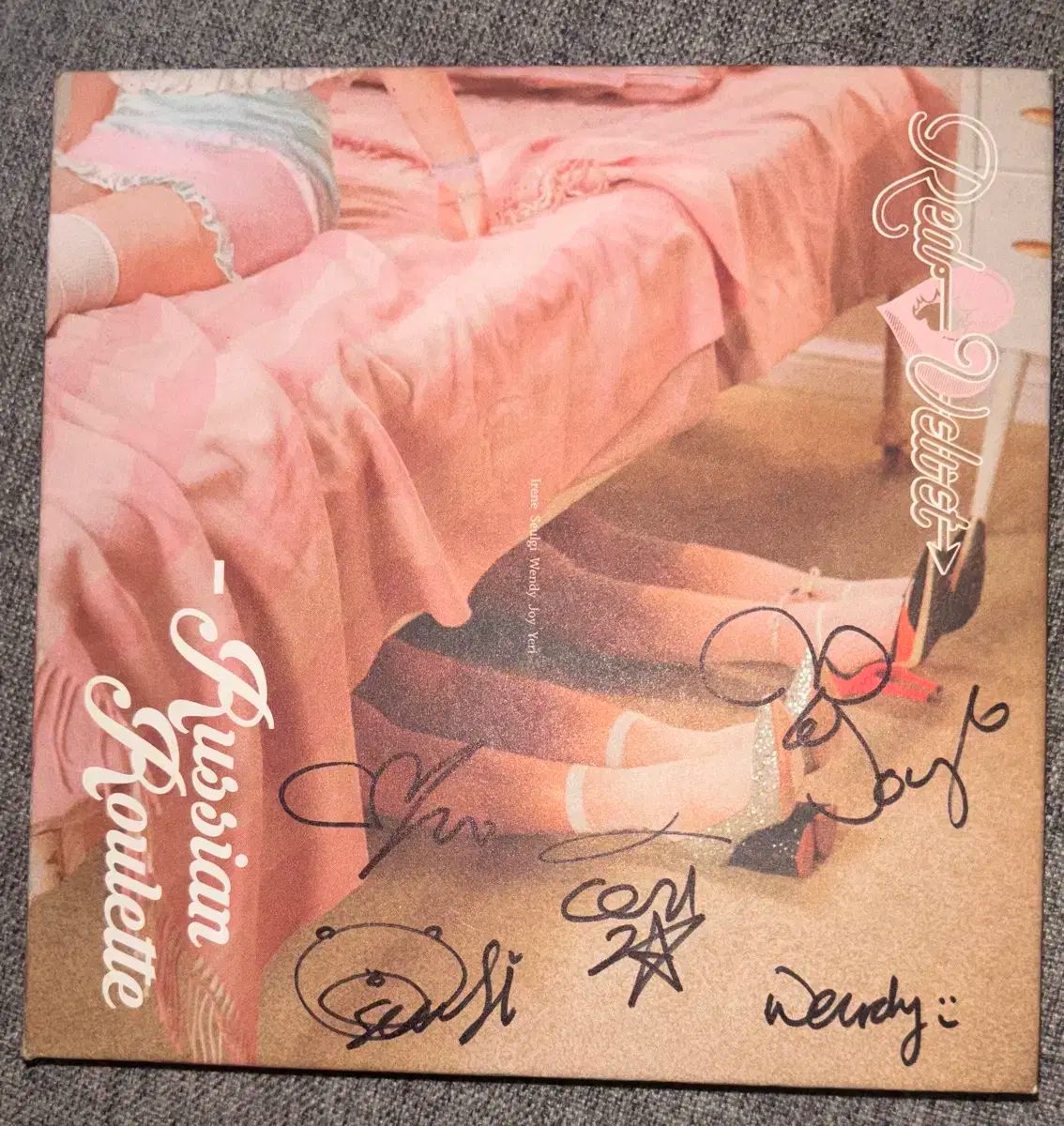 Red Velvet(レッドベルベット・レドベル) ロシアンルーレット サイン入り サイン アルバム トレカ X