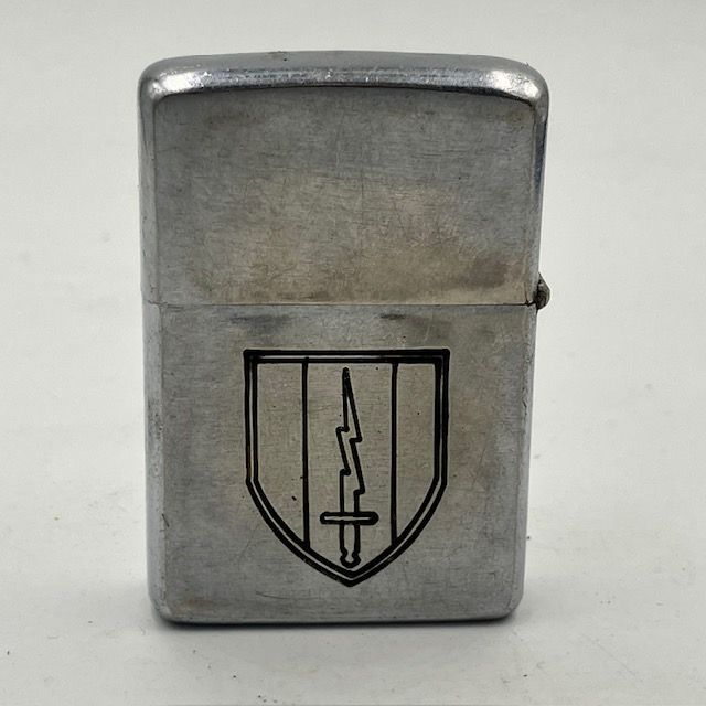 ジッポー ZIPPO ライター ベトナムジッポー 1966年 第1信号旅団 使えます ヴェトナムジッポー - メルカリ