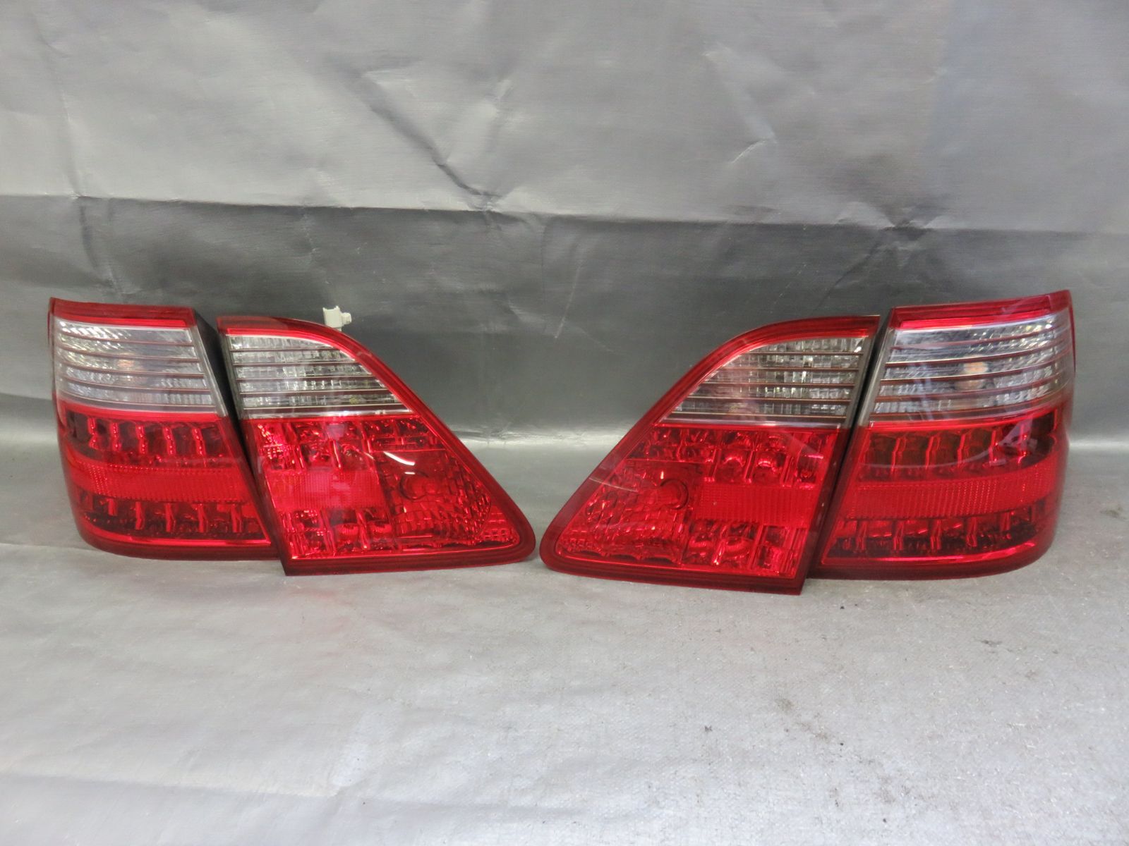 STD7242 点灯OK クラウン アスリートGRS180 GRS181 GRS182 GRS183 GRS184 純正 テールライト テールランプ リアライト 左右4点セット