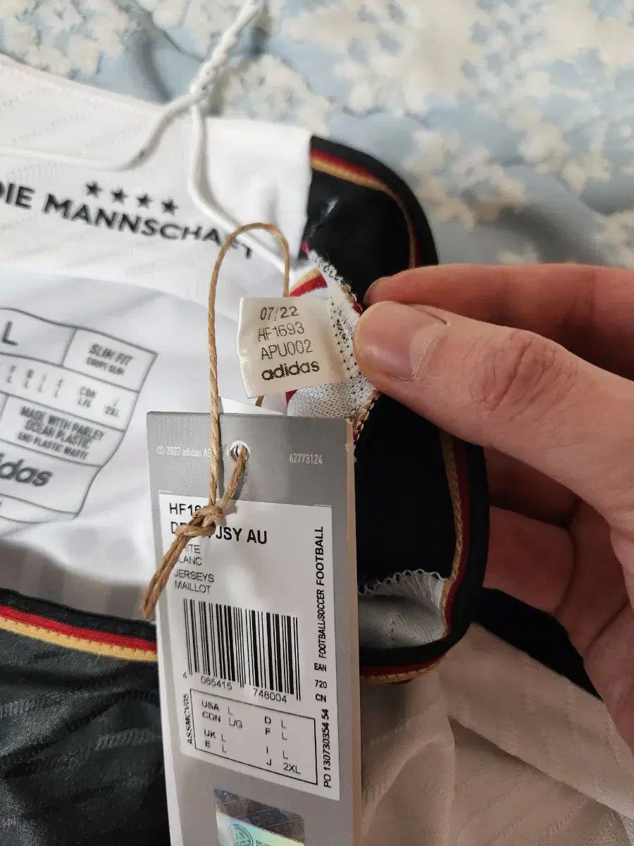 20 ー 22 ドイツ HOME AUTHENTIC ＃ 13 トーマス・ミュラー 海外