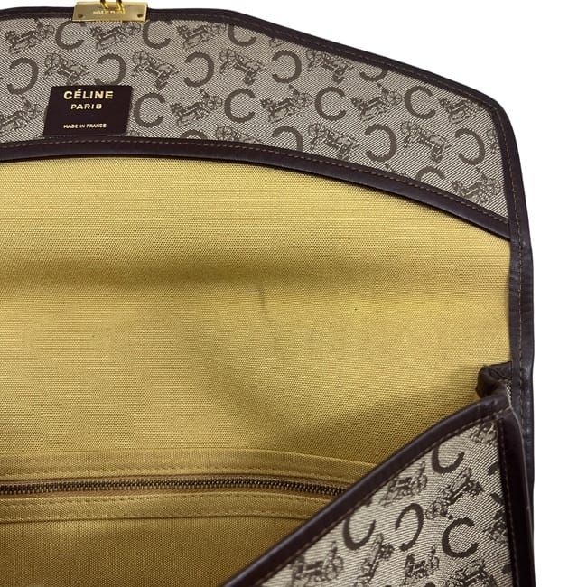 クラッチバッグ ベージュ