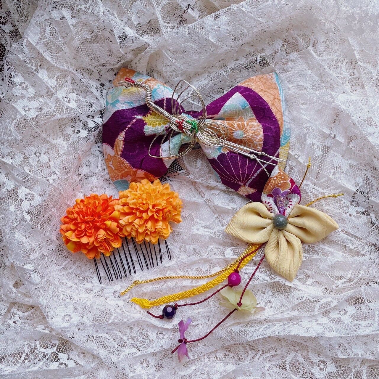 再販不可。うさぎ♡だいぶ早いクリスマス♡レジンヘアゴムブローチ