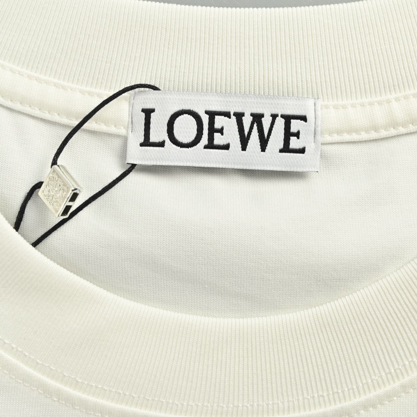 今日特価】Loewe / ロエベ 25ss タコプリントアナグラム刺繍 T