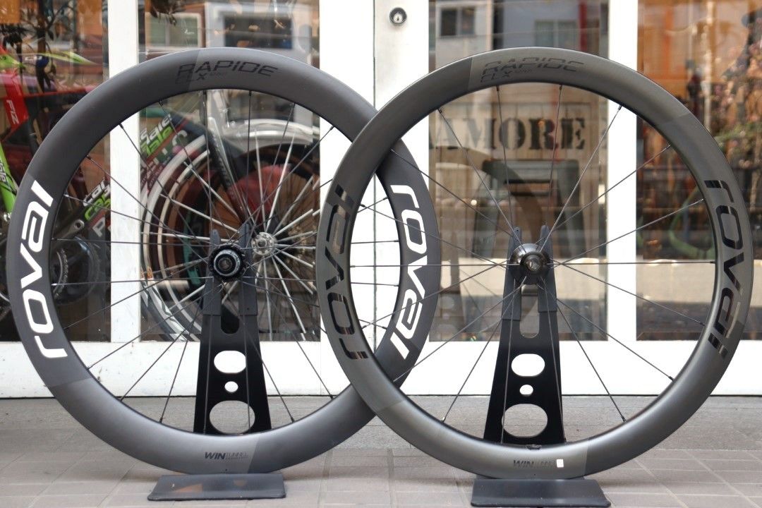 カーボンホイール　クリンチャー　シマノ11sハブ　ノーブランド品 カーボンホイール クリンチャー シマノ11sハブ ノーブランド品 ノー