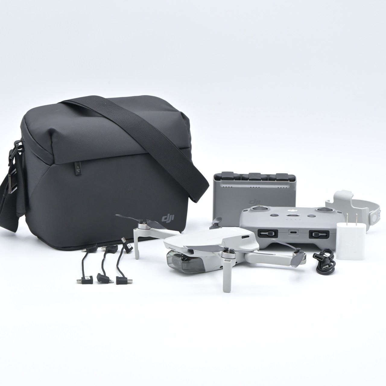DJI ディージェーアイ Mini 2 Fly More Combo ビデオカメラ