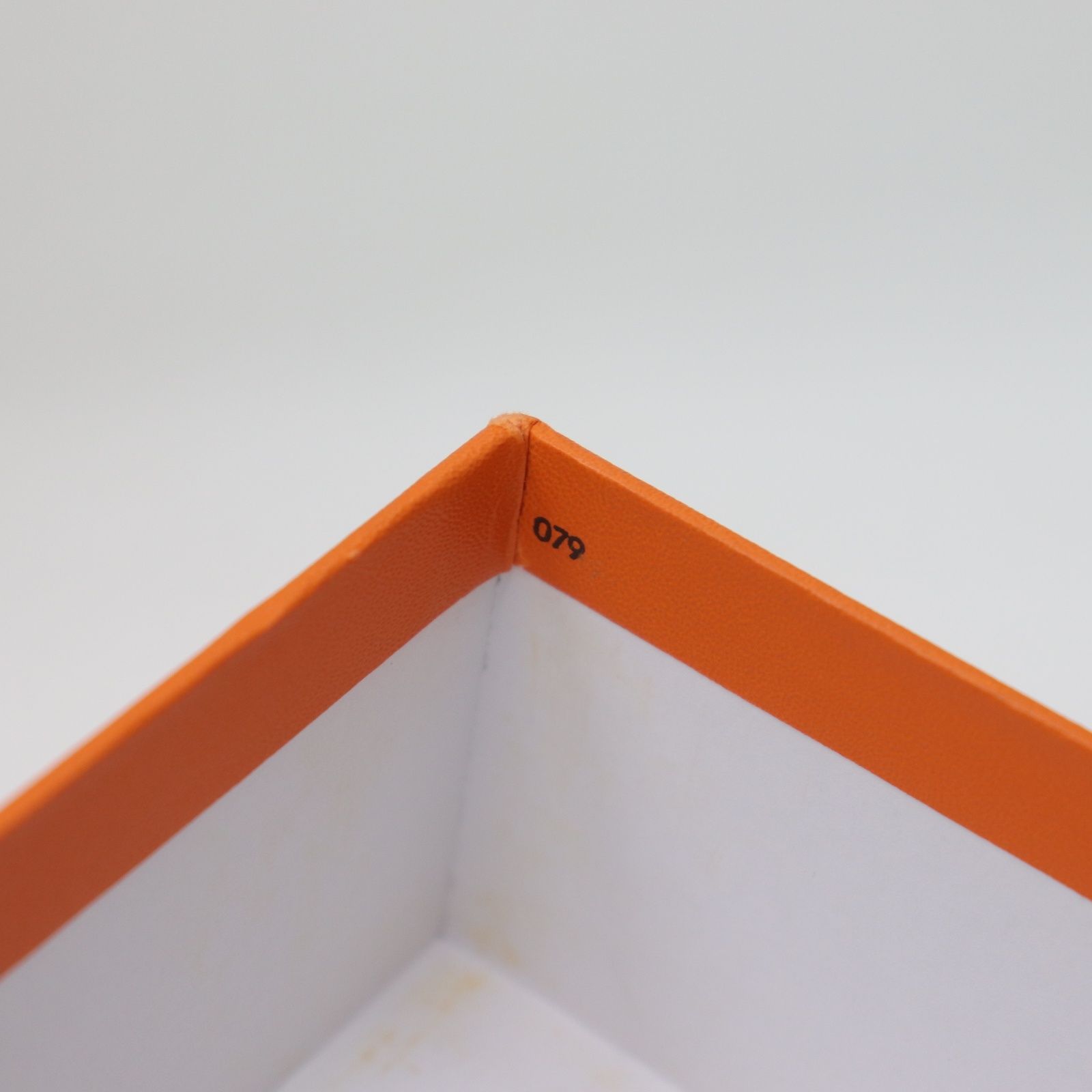 HERMES エルメス 空き箱 空箱 大 オレンジボックス ボリード31 HERMES オレンジボックス 空箱 - メルカリ