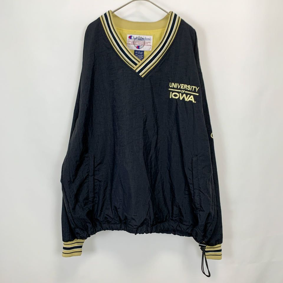 【古着】チャンピオン アイオワ大学 カレッジ ナイロンプルオーバー