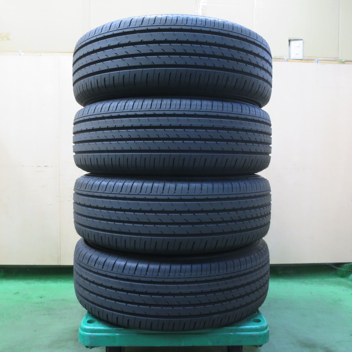 ★ 新車外し ヨコハマ BluEarth 225/65R17 CX-5 / CX-8 純正品 ★ 豊富な T-637新車外し⁄2021年製造YOKOHAMA BluEarth E51！225