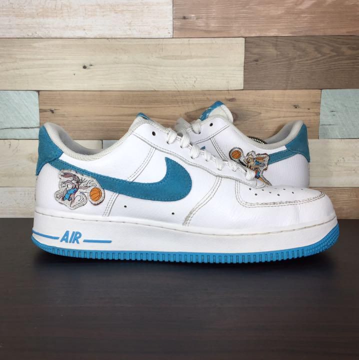 NIKE AIR FORCE 1 