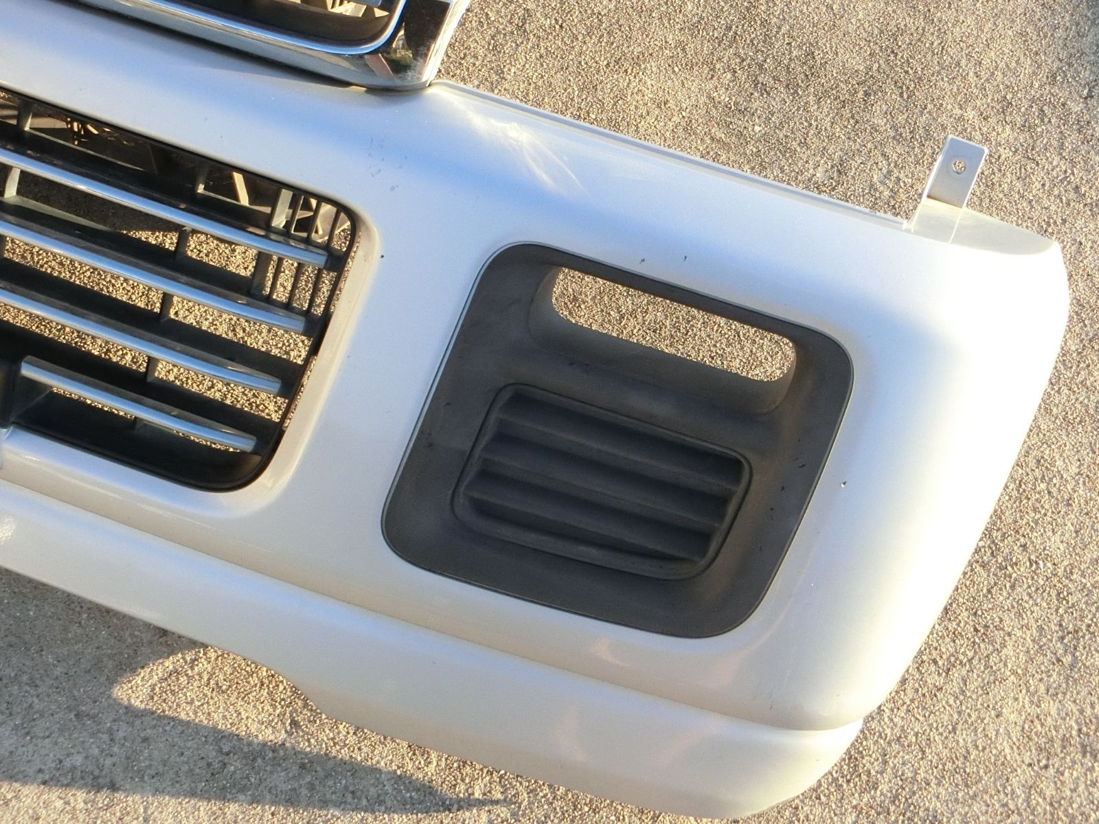 フロントバンパー 71711-63H00