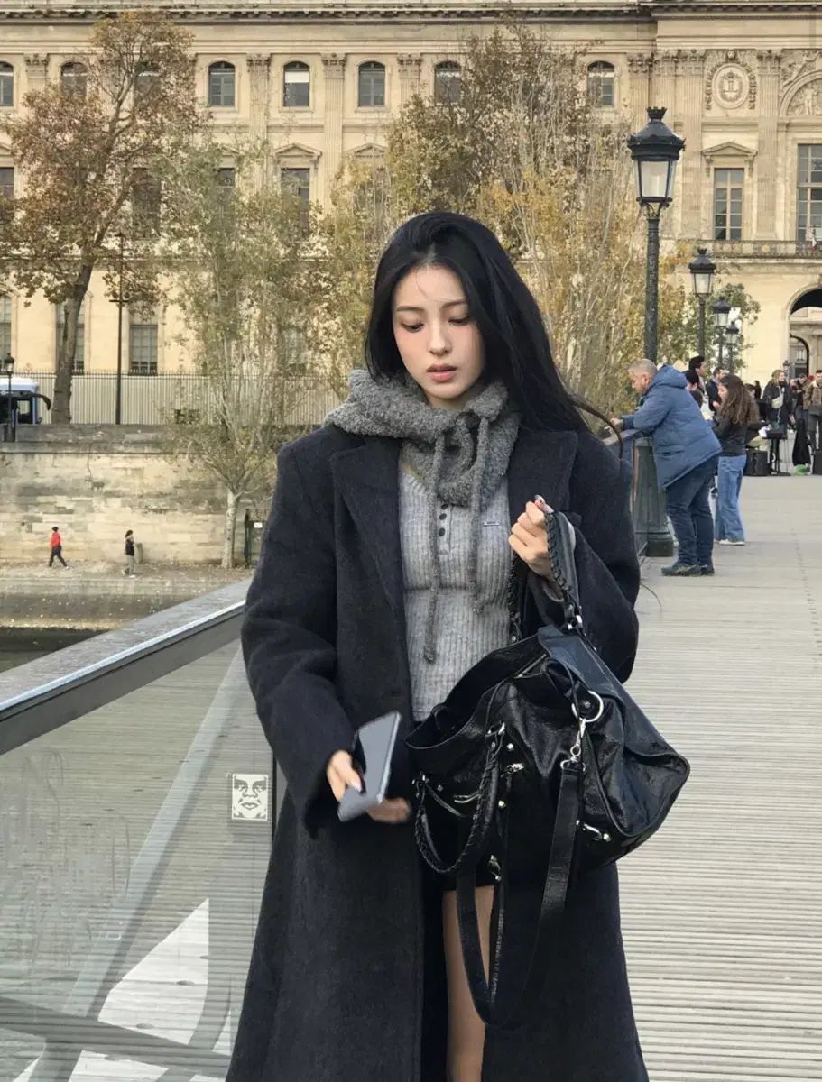 コート チャコール