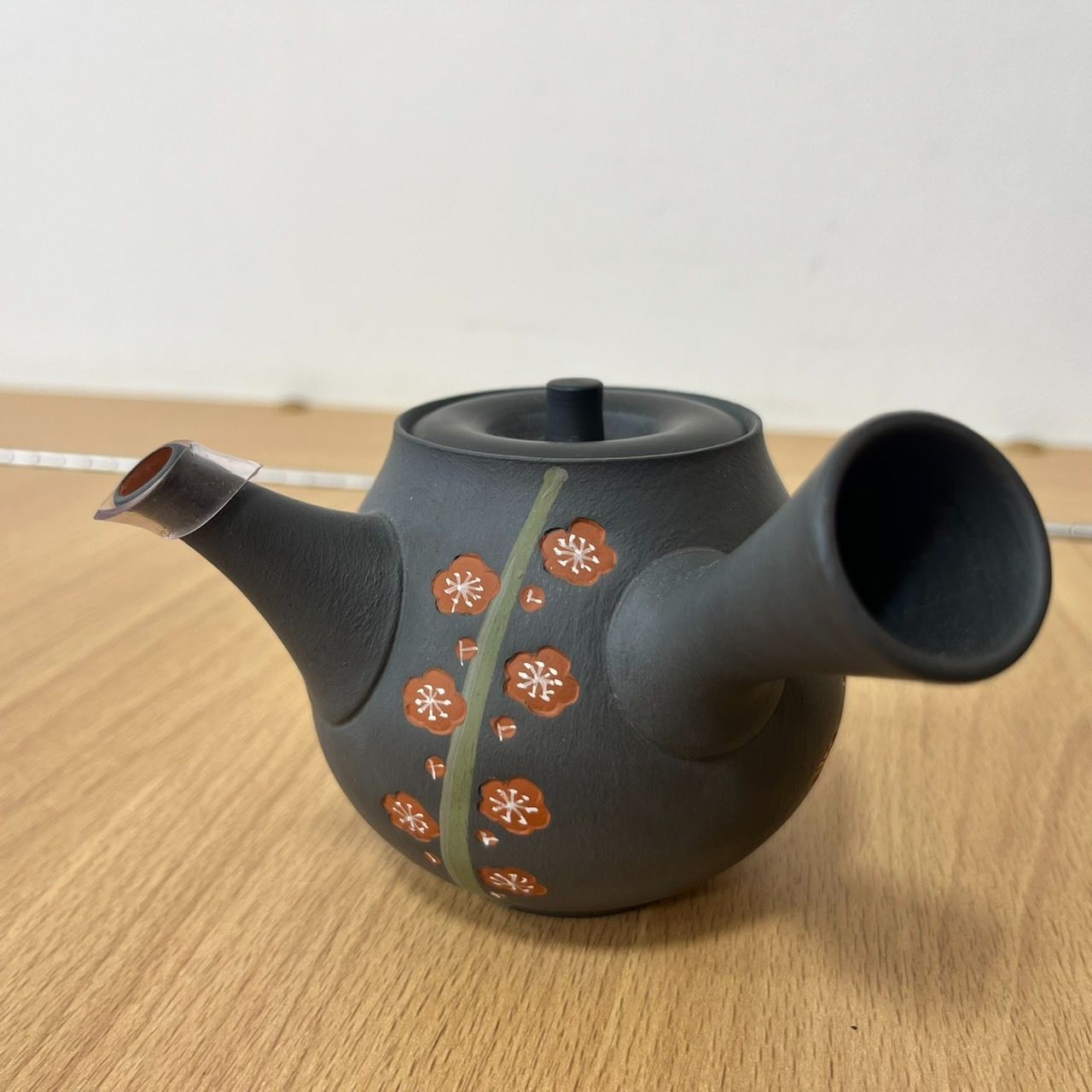 EL6 常滑焼 青峰作 急須 梅 黒泥 茶器 KT10986