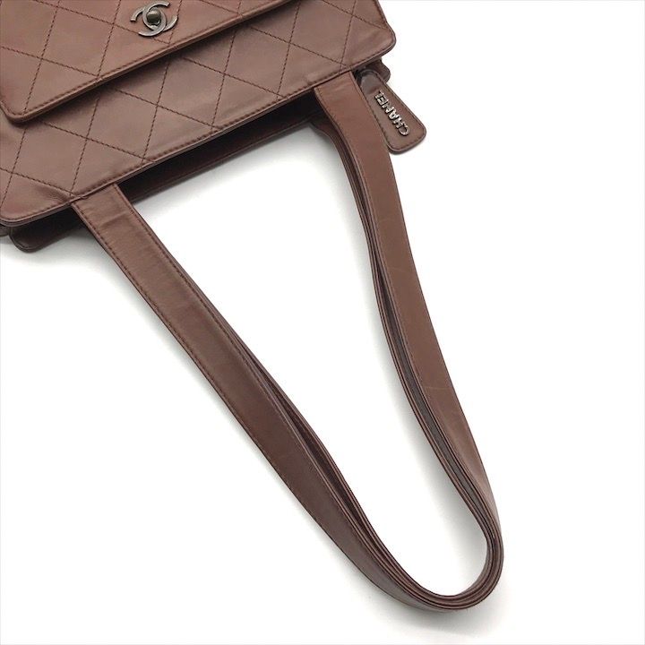 良品 CHANEL シャネル ラムスキン ココマーク デカ マトラッセ ショルダー バッグ ブラウン ブランド 鞄 かばん レディース a7580 良品 CHANEL シャネル ラムスキン ココマーク デカ マトラッセ