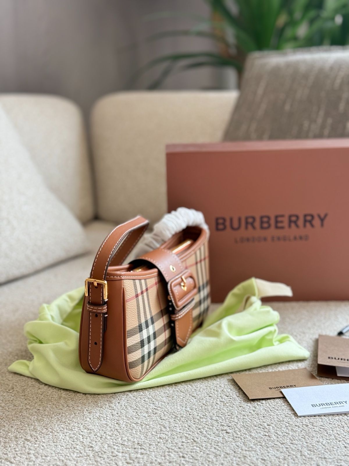 今日特価】Burberry Checkered Summer Bag・バーバリー チェック