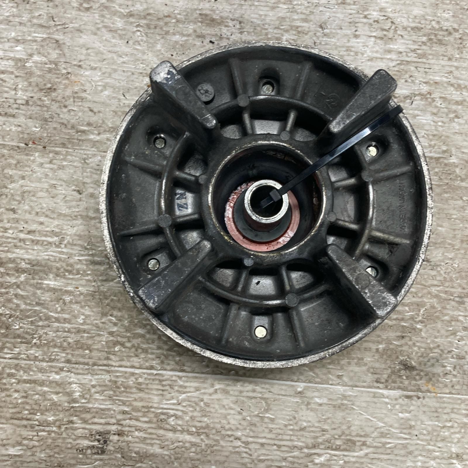 KAWASAKI ゼファー1100 ZRT10A スプロケットタワー カワサキ