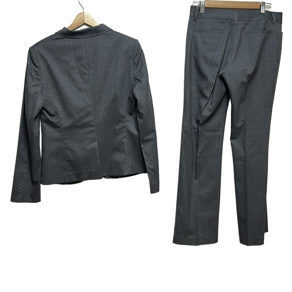 UNTITLED アンタイトル レディースパンツスーツ レディース - グレー×白 ストライプ