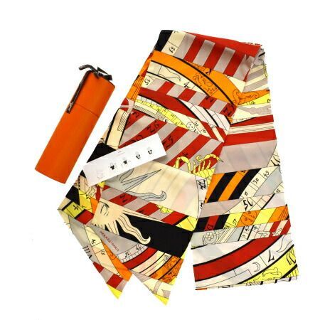 【中古】 エルメス HERMES マキシ ツイリー スカーフ レッド シルク 100% 保存箱付き 61MG546
