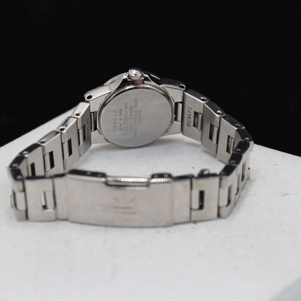稼働品　セイコールキアSEIKO LUKIA腕時計　4N21-1130 稼働 セイコー ルキア 4N21-1130 ラウンド QZ パープル/シェル