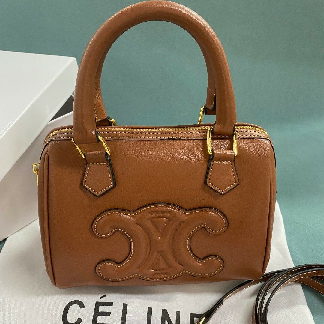 週末限定 ? セリーヌ ショルダーバッグ - メルカリ