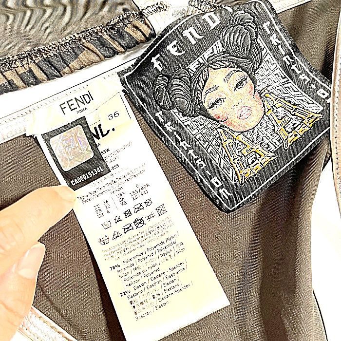 FENDI フェンディ FF ロゴ ズッカ柄 水着 ビキニ 紐 三角 FENDI フェンディ FF ロゴ ズッカ柄 水着 ビキニ 紐 三角