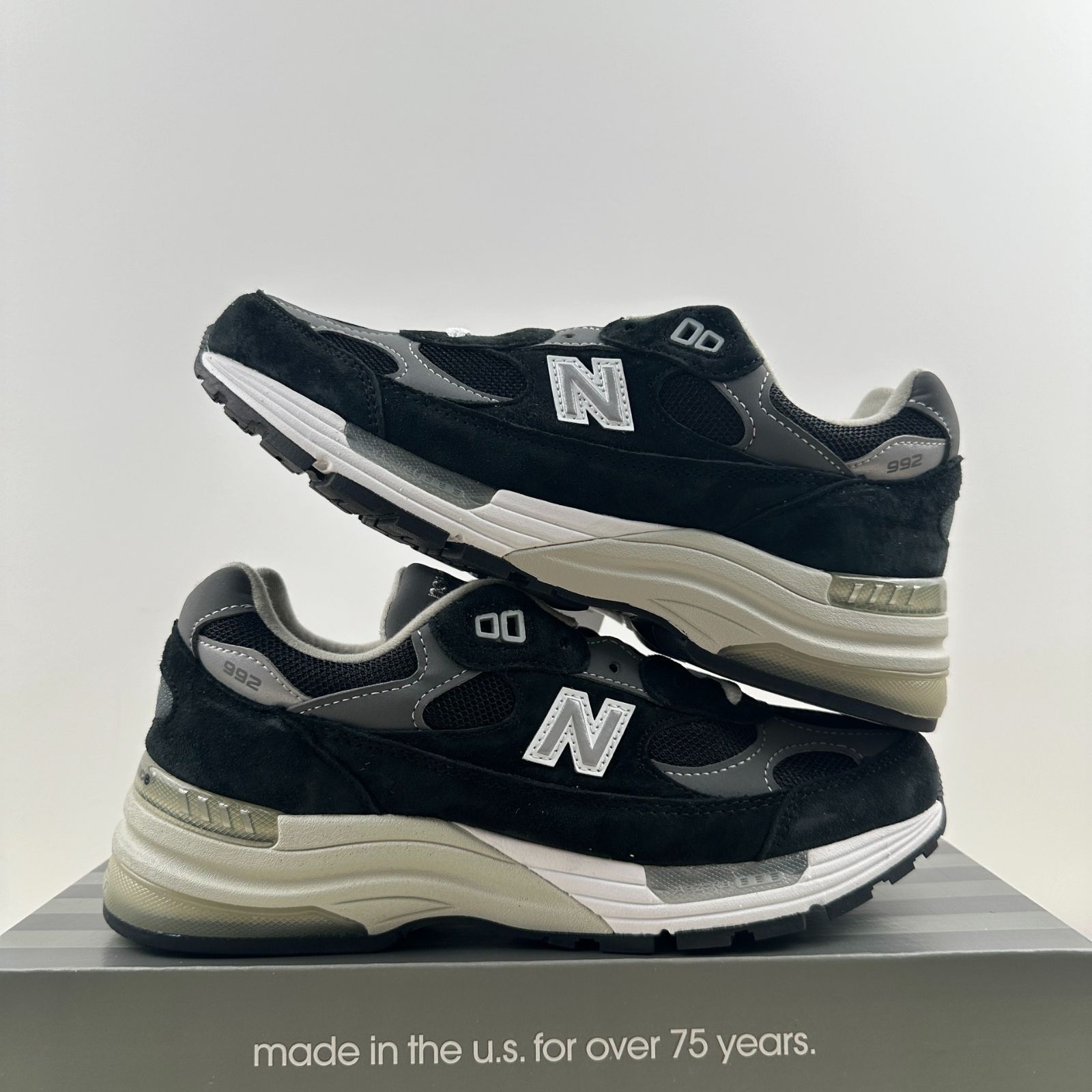 【新品未使用】ニューバランス 992 ブラック 26.0 ニューバランス992 ブラック US8 26 0cm｜Yahoo!フリマ（旧