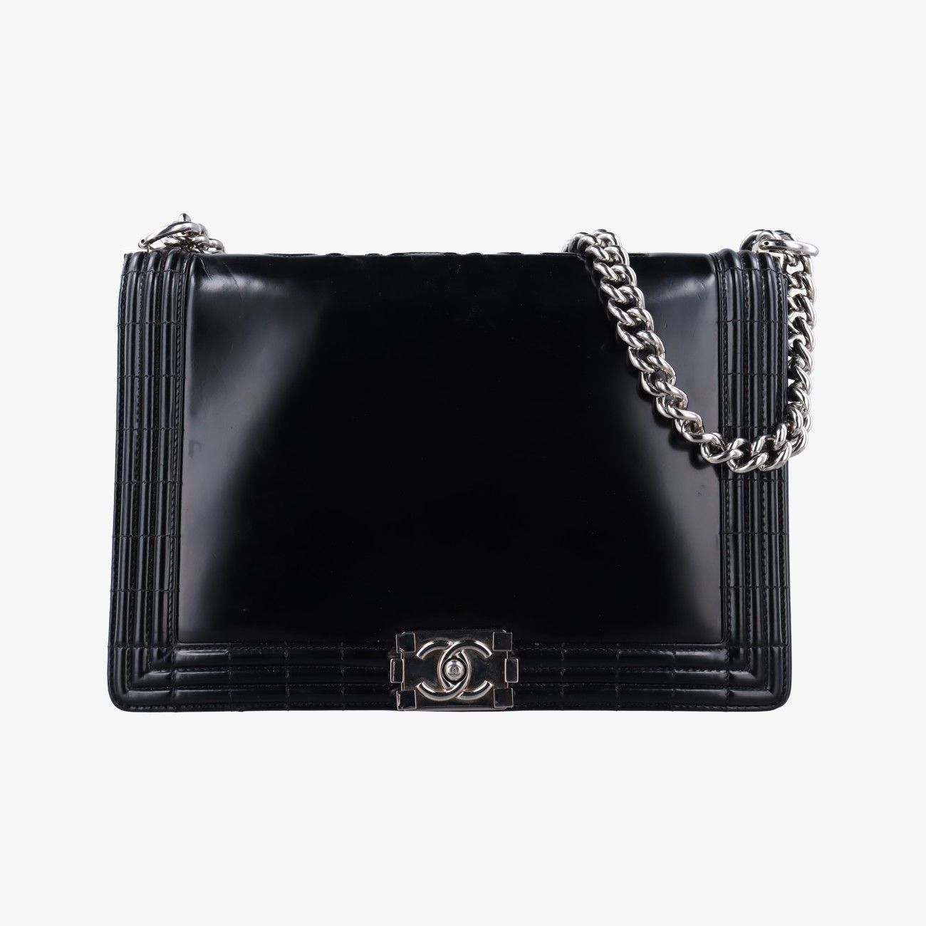 シャネルChanelボーイシャネル ブラック パテント A67021 16165585