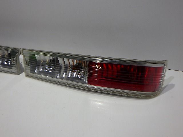 アトレーワゴン テールレンズ左右 S320G S330G 220-51897 コーティング