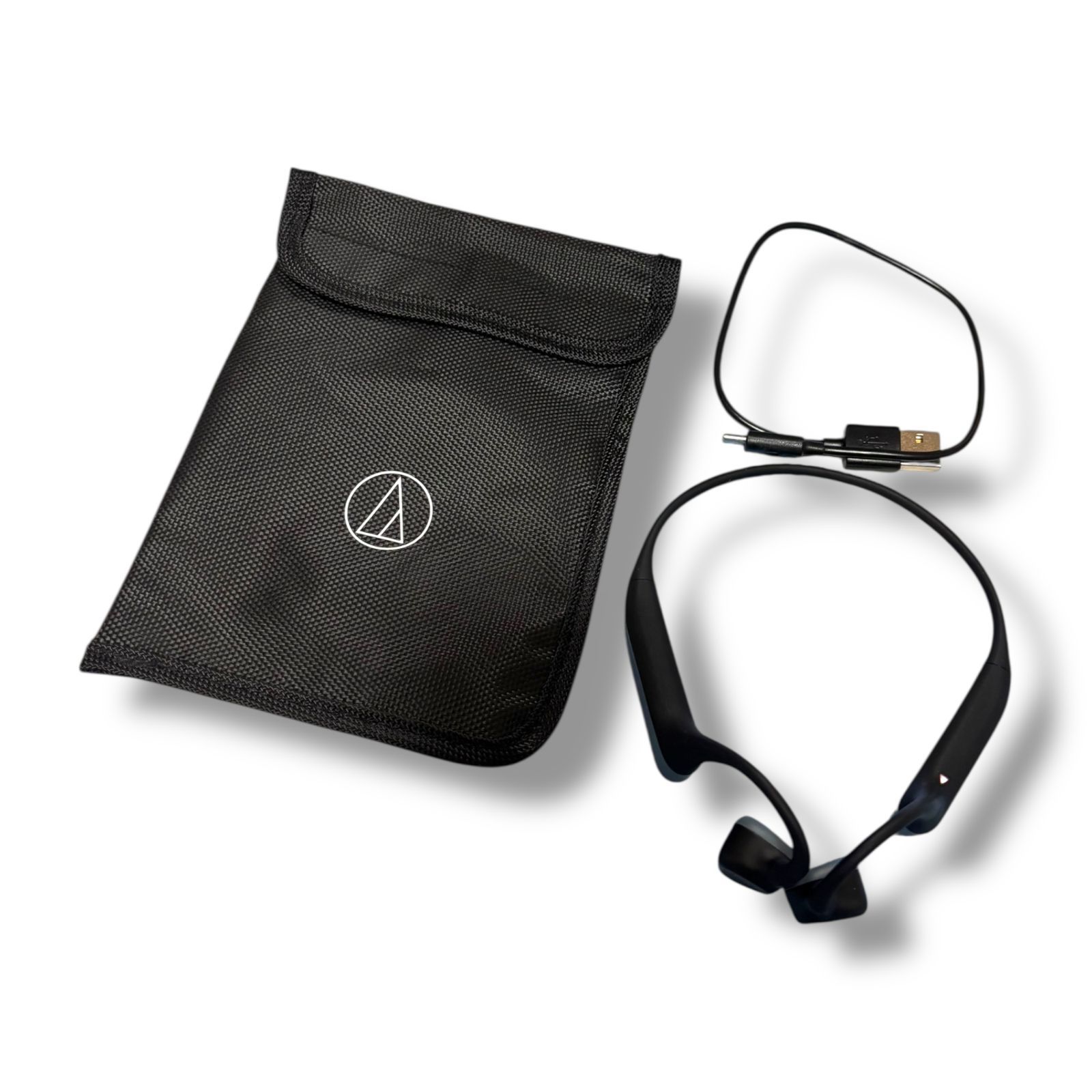  管理番号2999 オーディオテクニカ ATH- E ワイヤレスイヤホン Bluetooth 5.3 軟骨伝導 オープンイヤーヘッドホン ながら聴き LE Audio対応 オリジナルステッカー付き 最大音量アップ マルチポイント対応 ワイヤレスイヤホン ワイヤレスイヤホン 骨伝導イヤホン