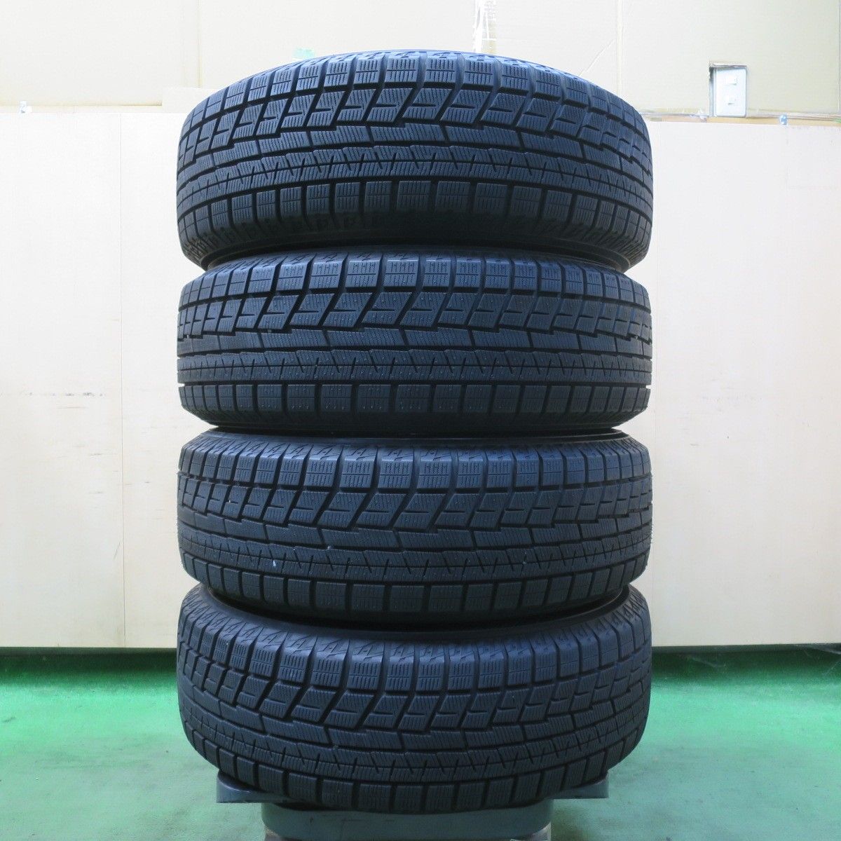 活発な バリ溝 22年 キレイ ほぼ10分 スタッドレス 195 65R15 ヨコハマ アイスガード iG60 AIRBERG LAUREN エアベルグ ローレン 15インチ PCD114.3 5H 5093011イス 状態良好