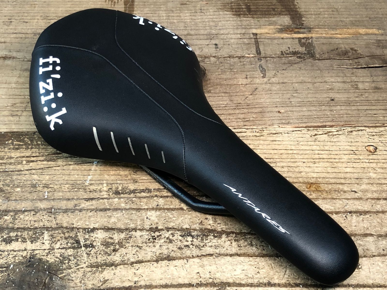 Fizik ANTARES  R7 フィジーク サドル　チェレステグリーン Fizik ANTARES R7 フィジーク サドルチェレステグリーン