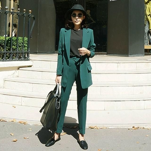 美品希少 green グリーン 現HYKE レディースパンツスーツ セットアップ 美品希少 現HYKE (旧green)レディースパンツスーツ 人気アイテム
