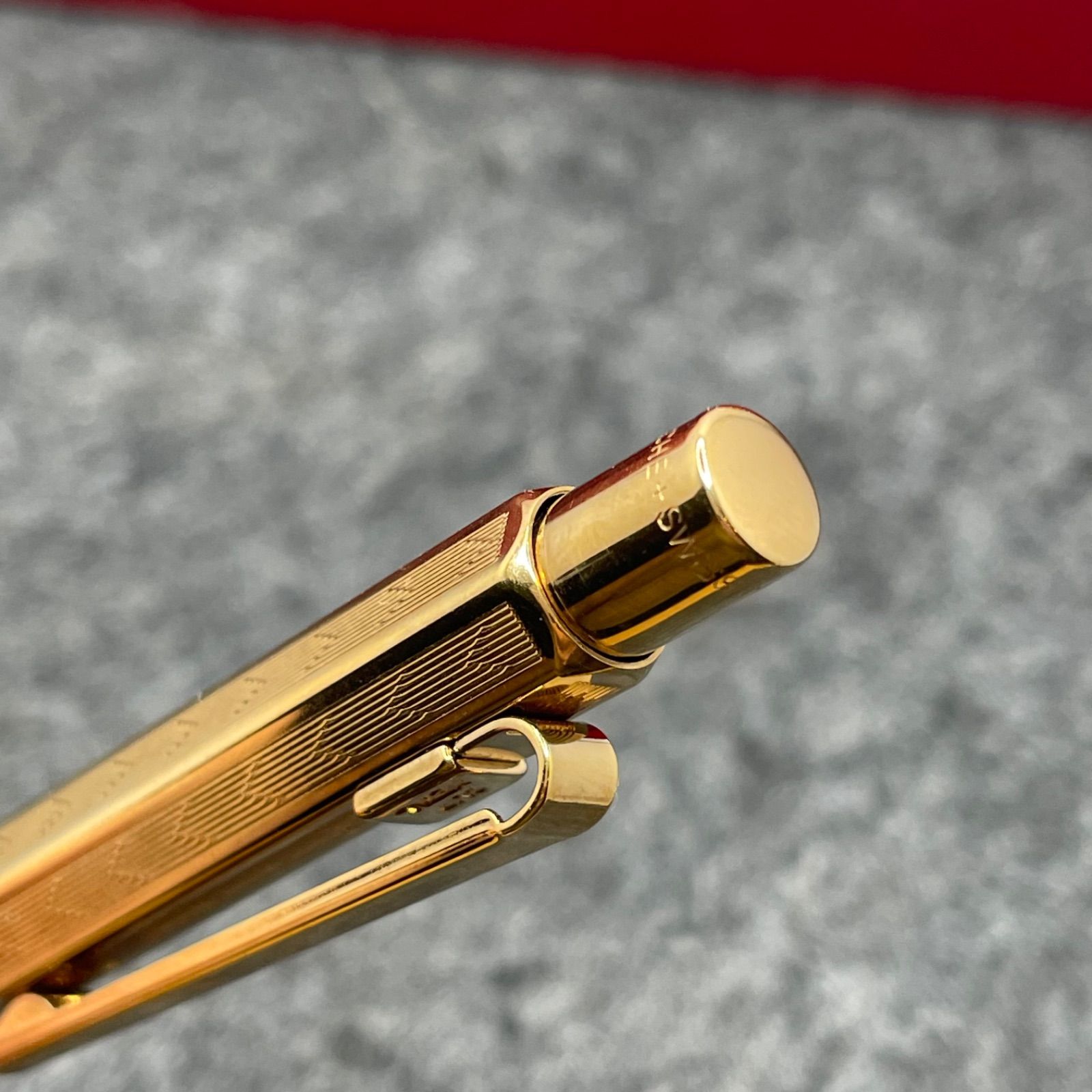 ノック式 ボールペン