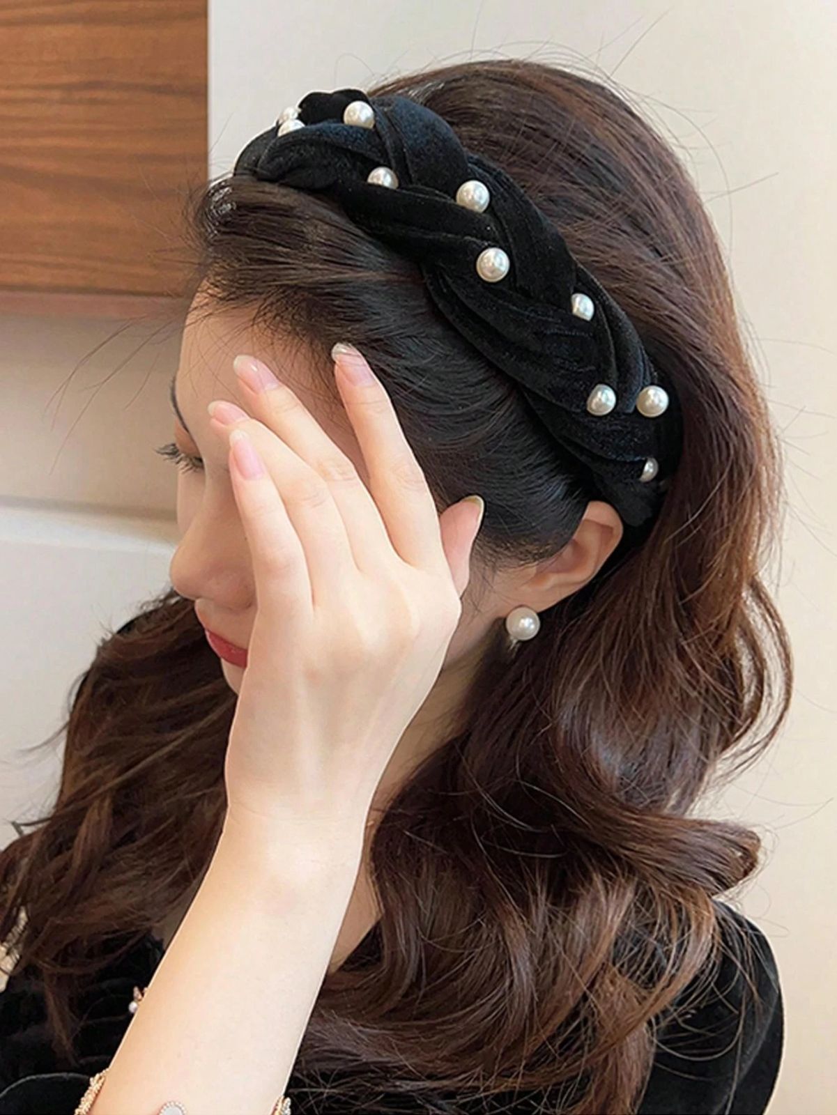 FENDI 編み込みデザイン ヘアバンド FENDI 編み込みデザイン ヘアバンド 楽天市場】ヘアバンド
