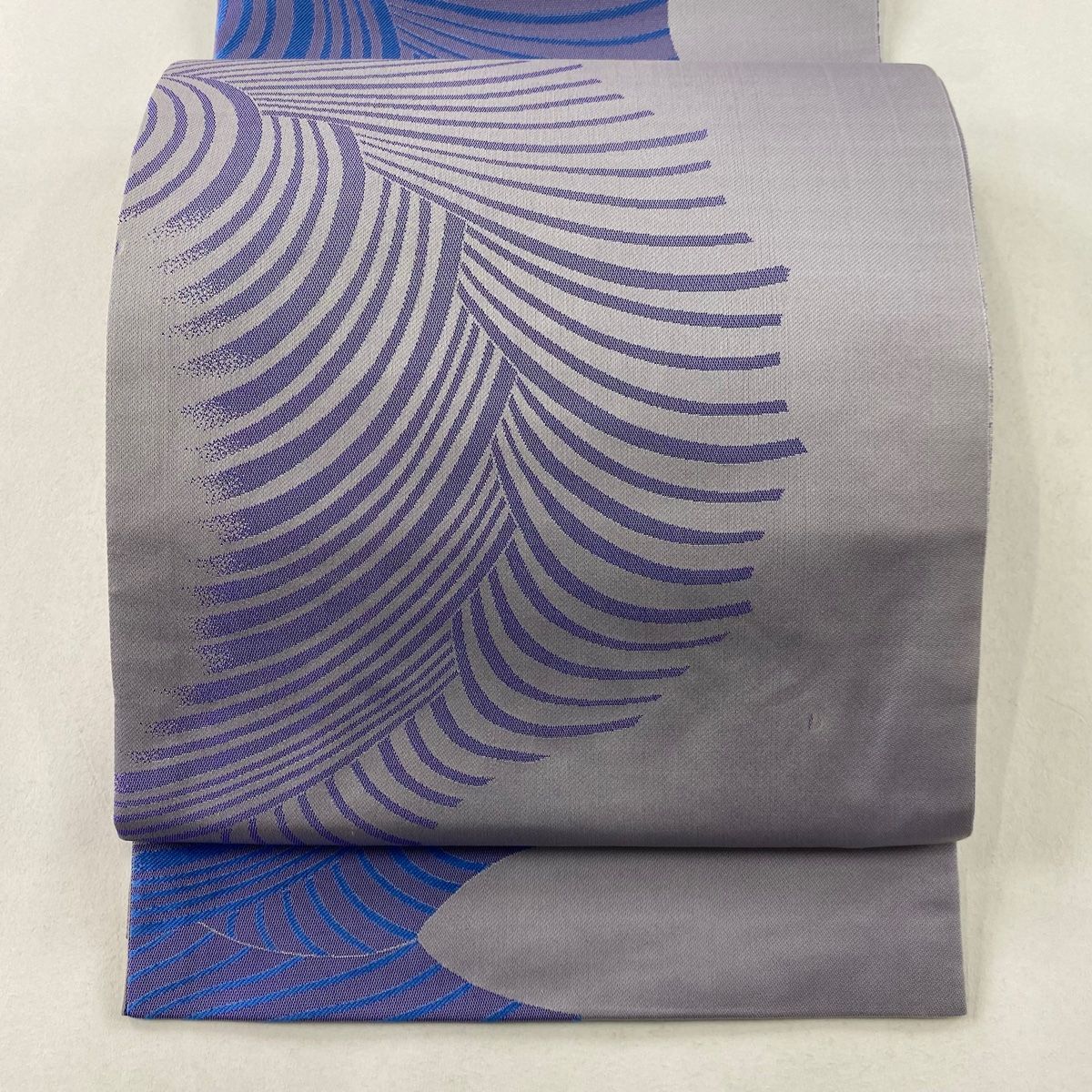 袋帯 秀品 うさぎ 唐草 銀糸 薄紫 全通 正絹 【中古】 袋帯 秀品