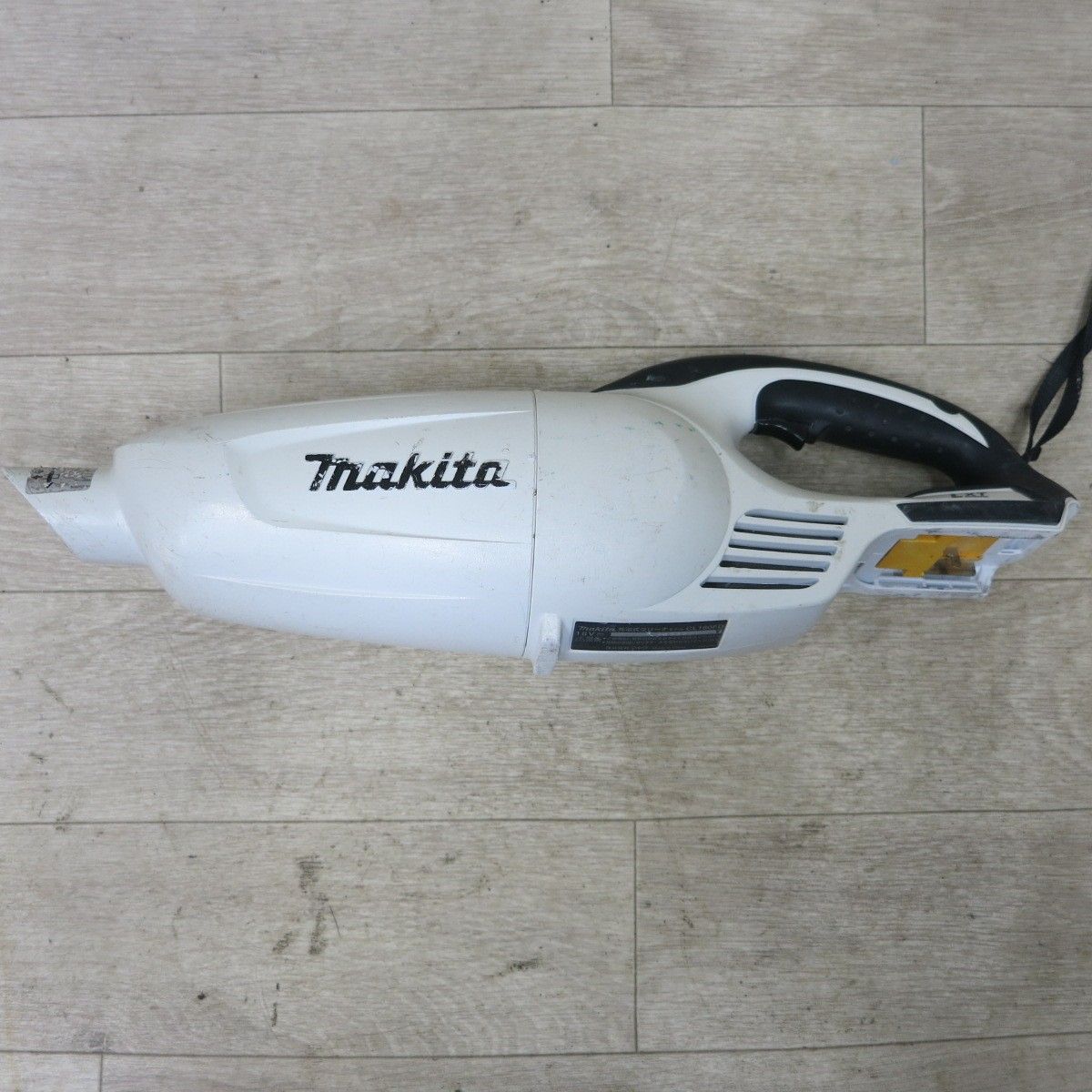 送料無料] ◇マキタ クリーナー 充電式 18V CL180FD コードレス