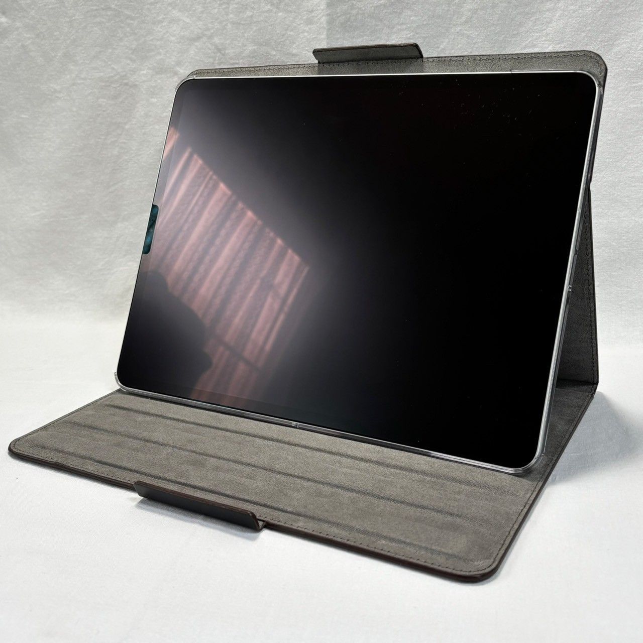 iPad|Pro|12.9インチ|第4世代|128GB|MY3D2J|A|ケース付|SIMロックあり|au|No.716