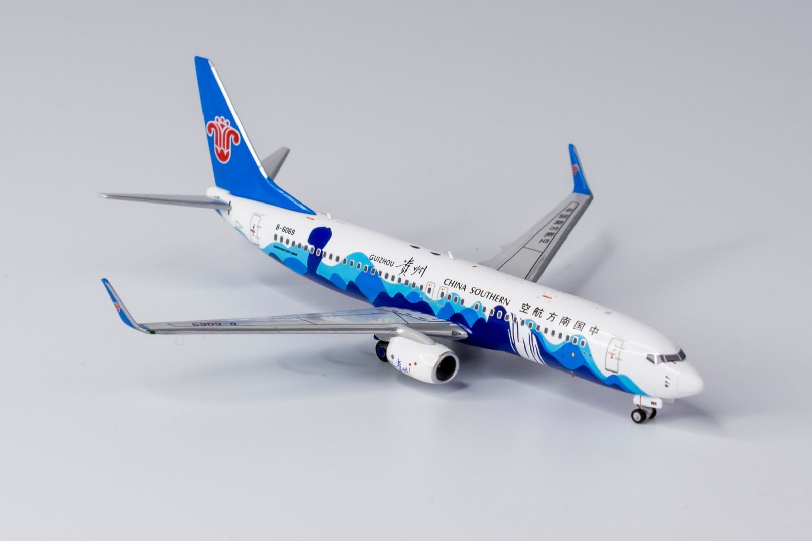 NGmodel 中国南方航空 737-800 B-6069 1/400 NGmodel 中国南方航空 737-800 B-6069 1/400 58115 - メルカリ
