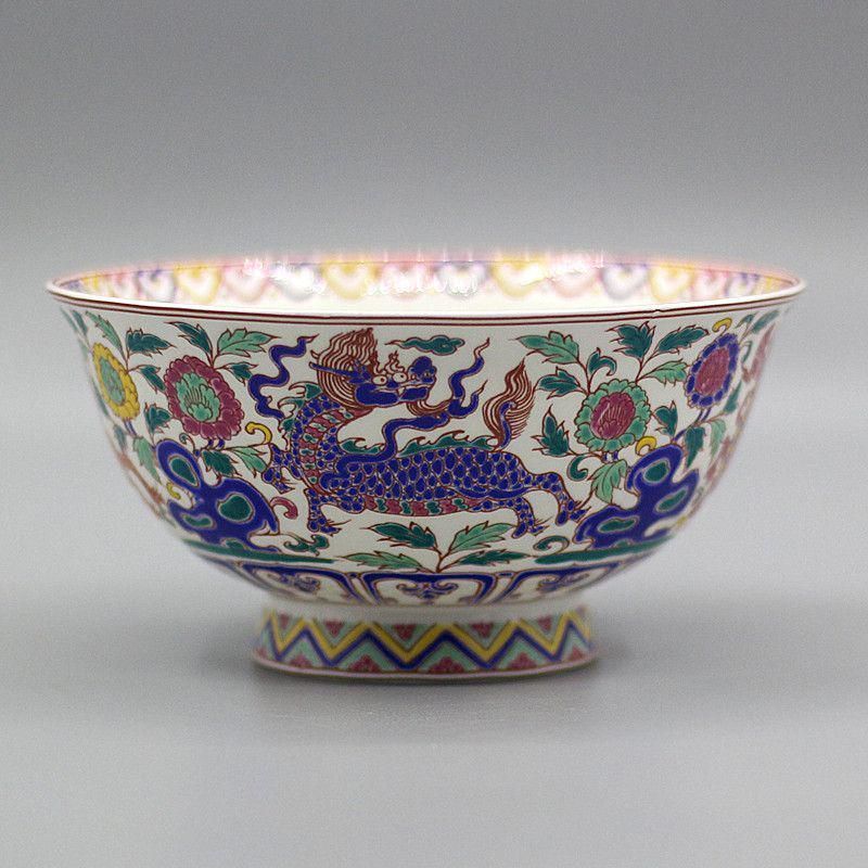大清乾隆斗彩麒麟碗 景徳鎮 陶磁器 装飾品 現代工芸品 美術品