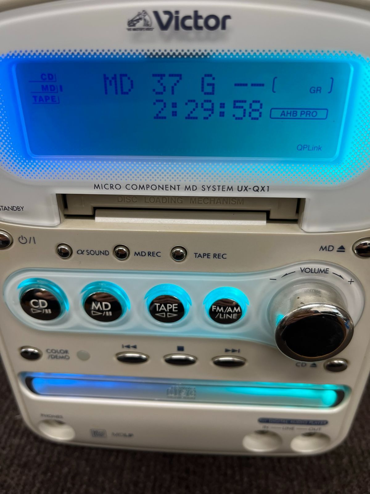 Victor CD MD CASSETTE RECEIVER CA-UXZ2-B 出群 - ラジオ・コンポ