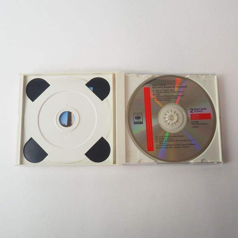 ピンク・フロイド (PINK FLOYD) 光（国内盤）CD2枚組 42DP5294 [Y1