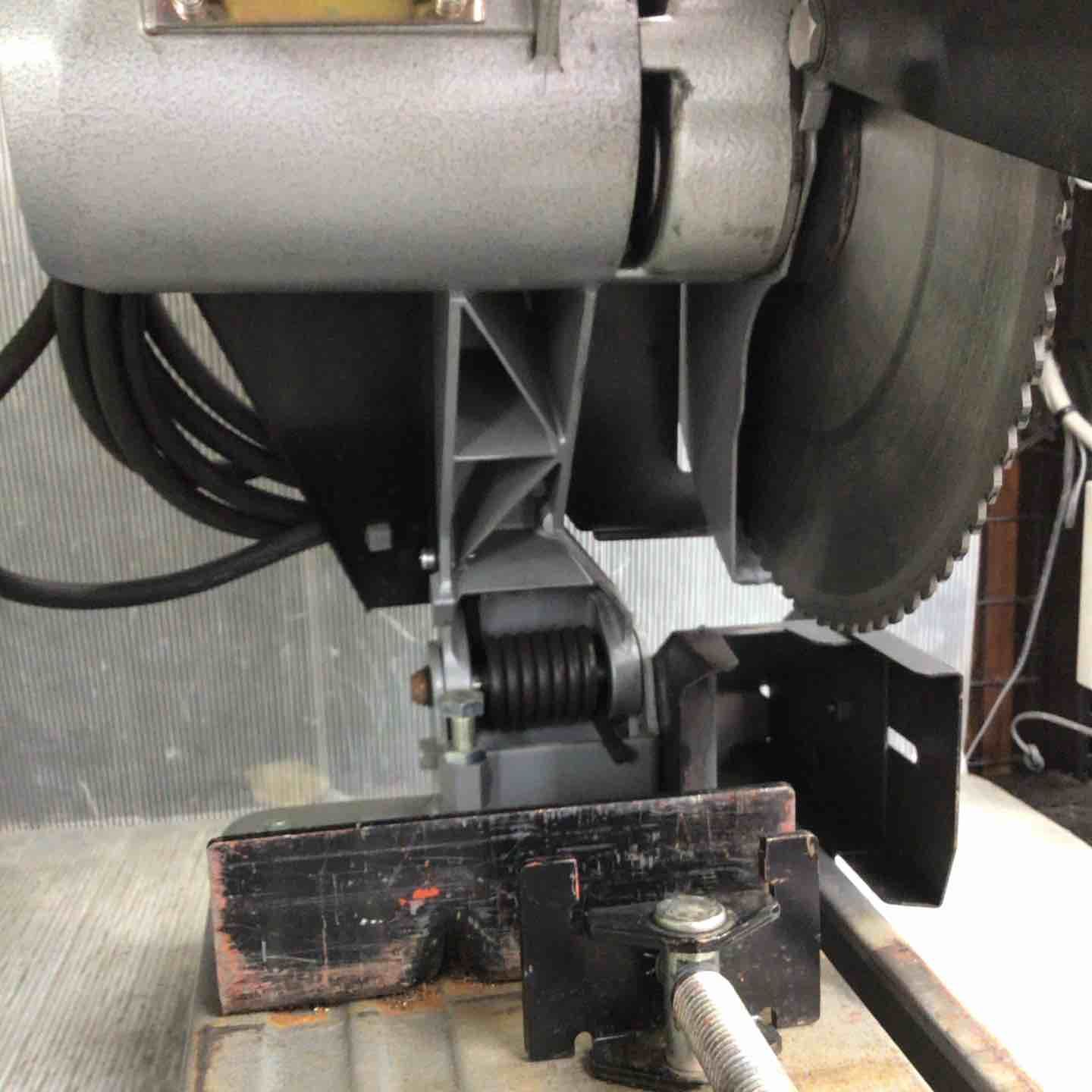 Shindaiwa 308mmチップソーカッター