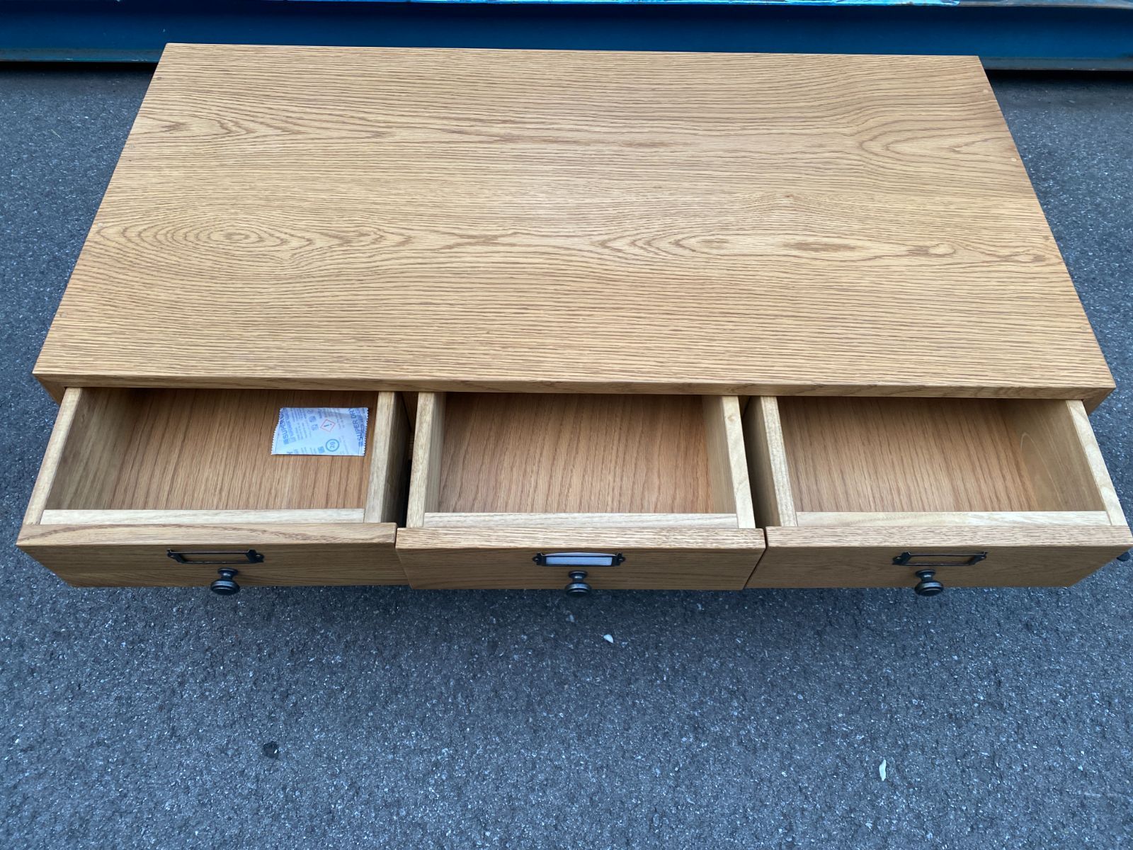 □美品 CRASHGATE アウロ リビングテーブル AURO 関家具