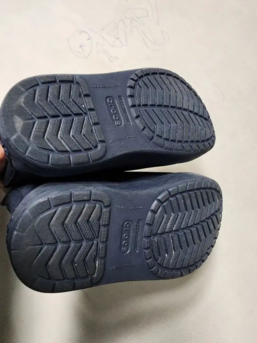 クロックス 冬用シューズ ブーツ 150