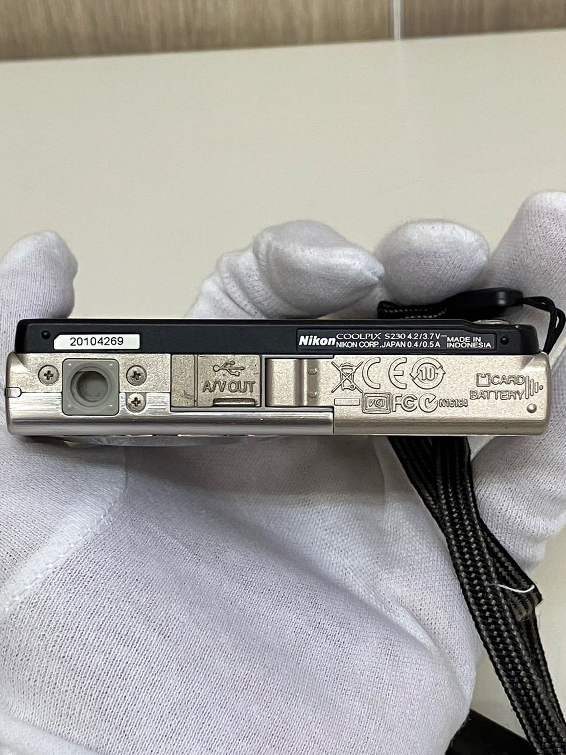 品】 高品質 Nikonニコン COOLPIX S230 デジタルカメラ シルバー