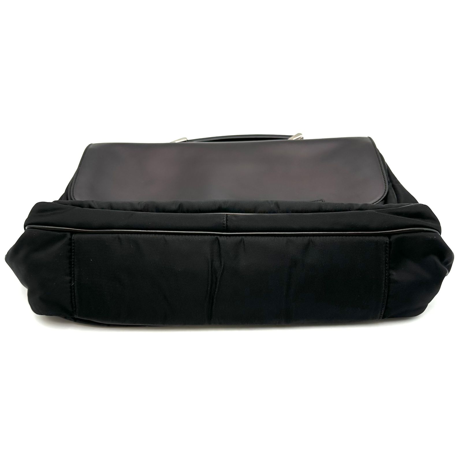 未使用品】✨定価23万円✨PRADA プラダ ビジネスバック ハンドバッグ