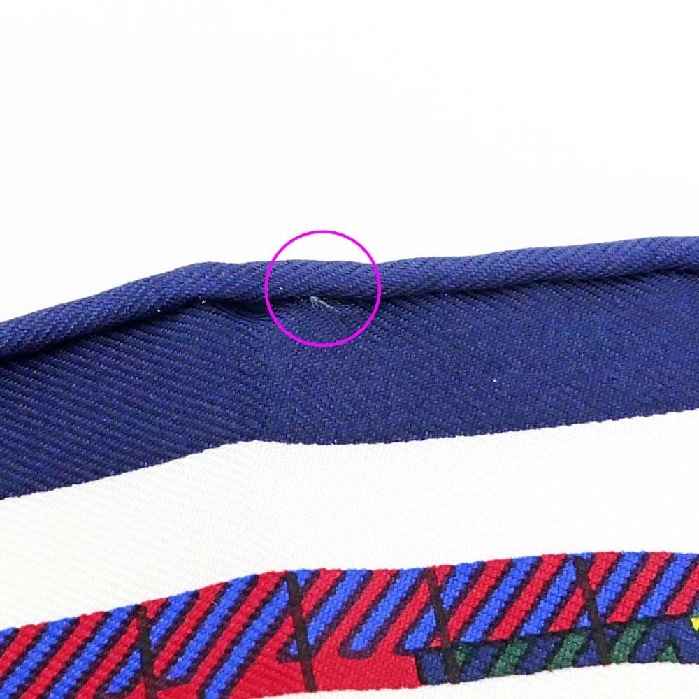 ☆稀少柄☆ エルメス　スカーフ　プチカレ　40×40 HERMES エルメス スカーフ カレ40 プチカレ 牧場柄 シルク100