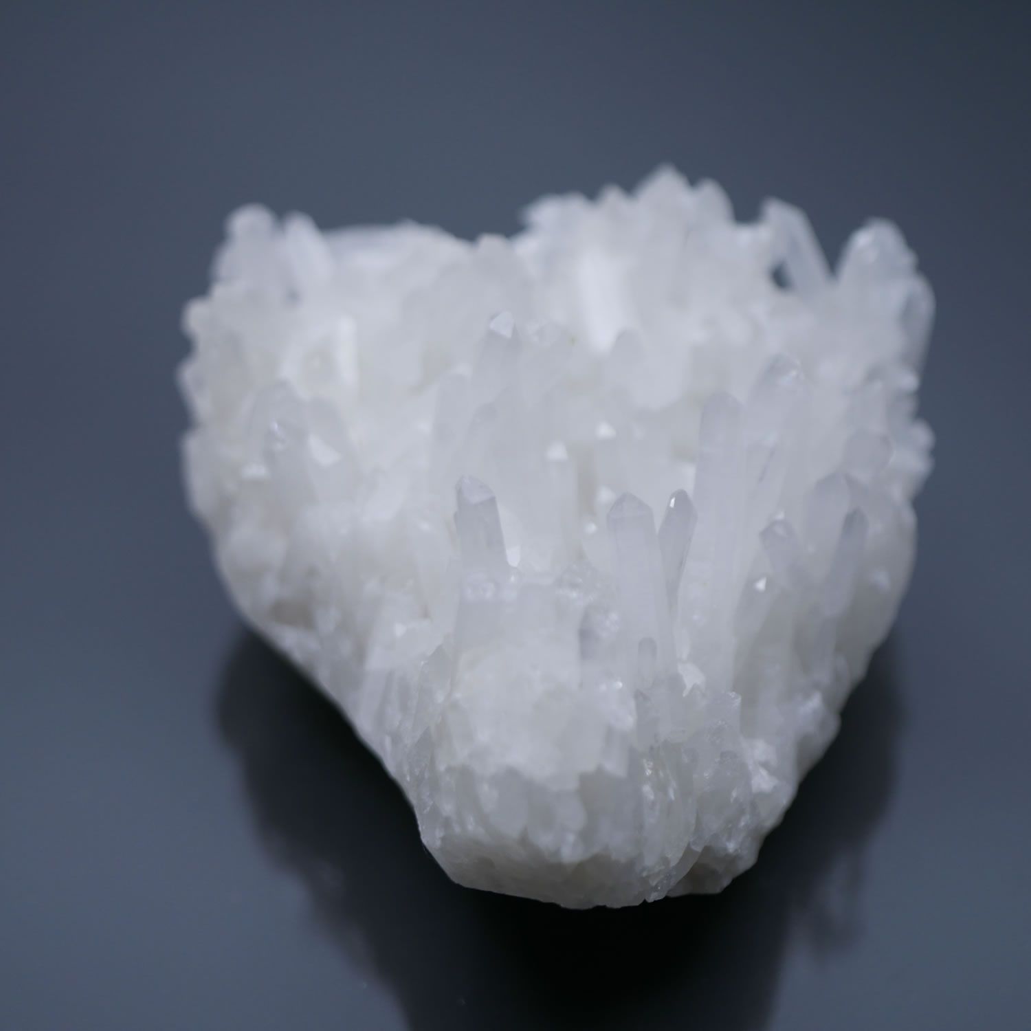 M1585☆パイライト共生水晶クラスター430g☆尾太鉱山産☆天然石 原石